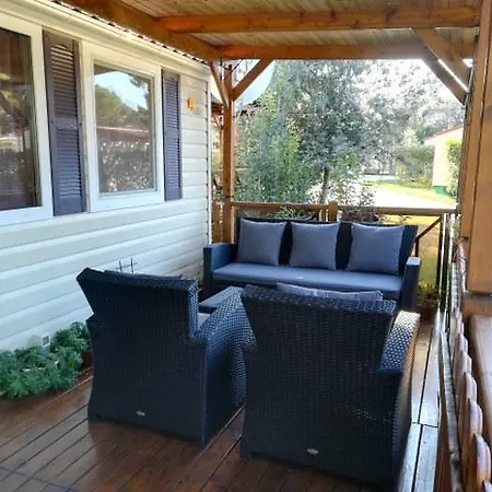 Media Mobile Homes In Brioni Sunny Parco vacanze