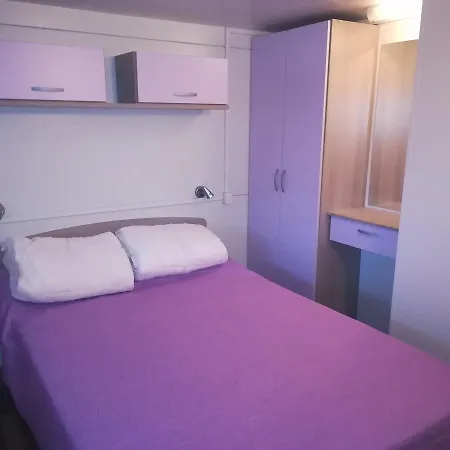 Media Mobile Homes In Brioni Sunny Parco vacanze 2*