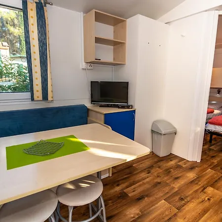 Vakantiepark Media Mobile Homes In Brioni Sunny Pula