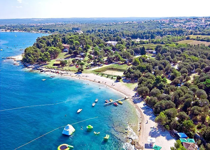 Media Mobile Homes In Brioni Sunny 풀라