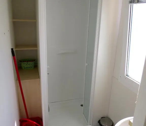 Media Mobile Homes In Brioni Sunny 홀리데이파크 2*