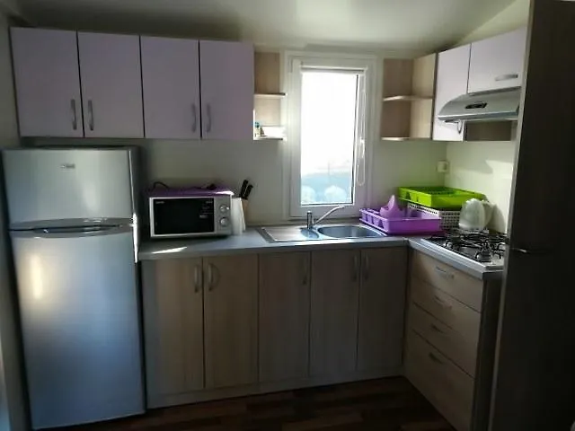 Media Mobile Homes In Brioni Sunny 홀리데이파크 2*