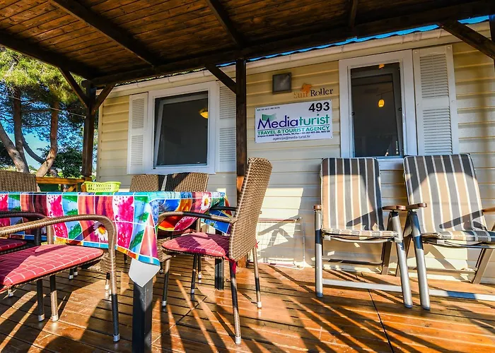 Media Mobile Homes In Brioni Sunny 홀리데이파크 2*