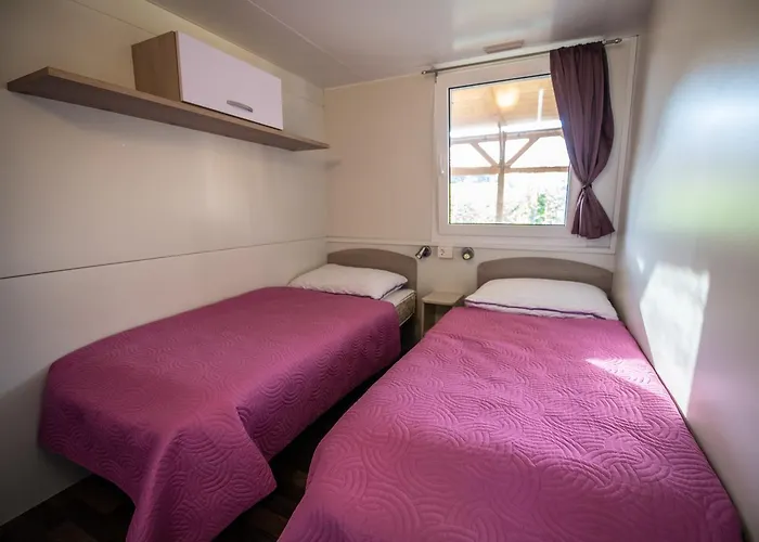 Media Mobile Homes In Brioni Sunny 2* 풀라