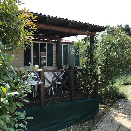Media Mobile Homes In Brioni Sunny Πάρκο διακοπών Πούλα