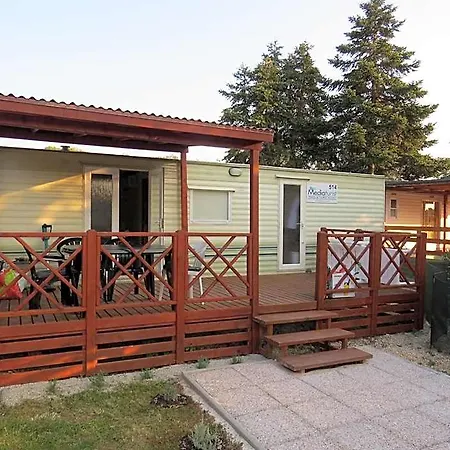 Media Mobile Homes In Brioni Sunny ホリデーパーク