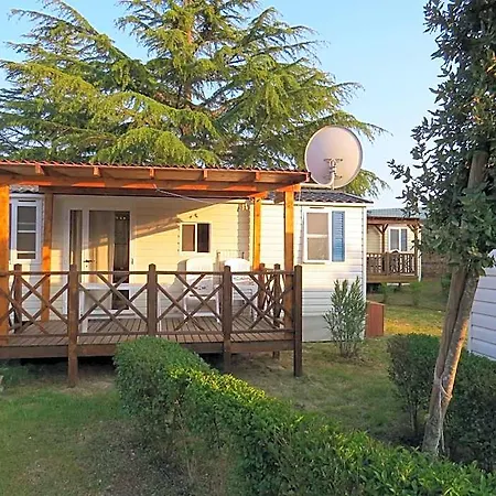 Media Mobile Homes In Brioni Sunny プーラ