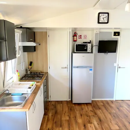 Media Mobile Homes In Brioni Sunny 2* Pula