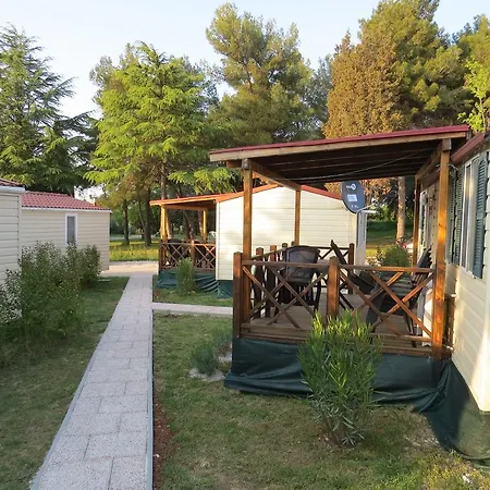 Media Mobile Homes In Brioni Sunny Πάρκο διακοπών Πούλα