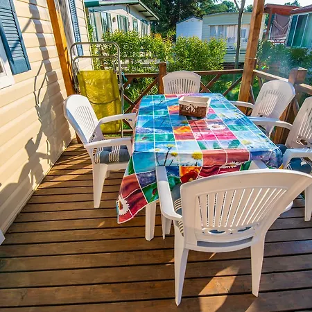 Πάρκο διακοπών Media Mobile Homes In Brioni Sunny Πούλα