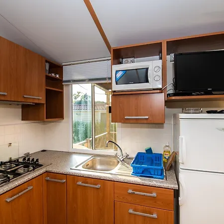 Πάρκο διακοπών Media Mobile Homes In Brioni Sunny Πούλα