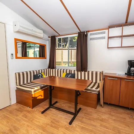 Media Mobile Homes In Brioni Sunny Πάρκο διακοπών