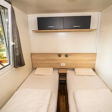 Media Mobile Homes In Brioni Sunny Tatil parkı 2*