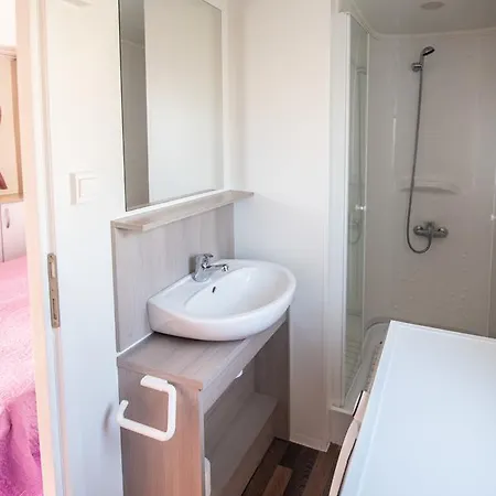 Tatil parkı Media Mobile Homes In Brioni Sunny Pula