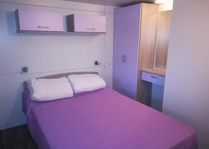 Media Mobile Homes In Brioni Sunny Park za odmor 2*