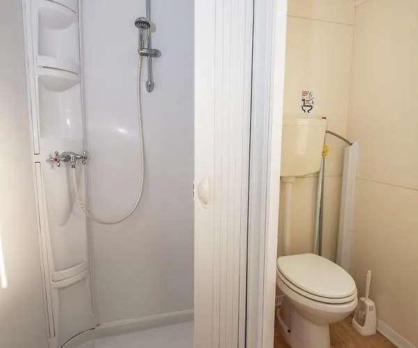 Media Mobile Homes In Brioni Sunny 홀리데이파크 풀라