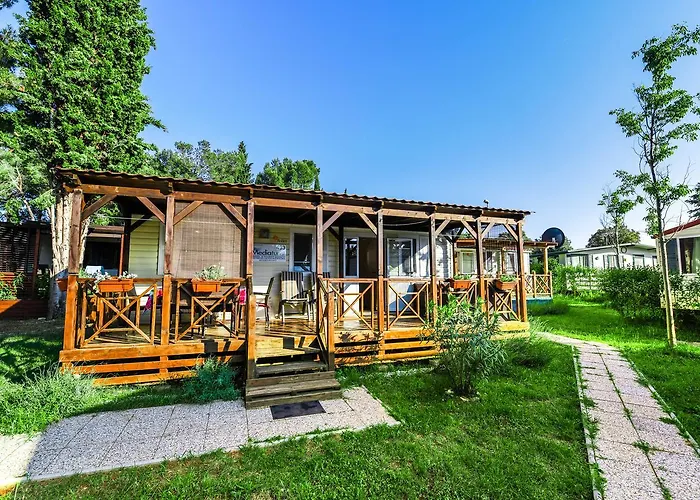 Media Mobile Homes In Brioni Sunny Park za odmor Pula