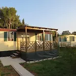 Media Mobile Homes In Brioni Sunny Feriepark 2*