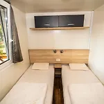 Media Mobile Homes In Brioni Sunny Feriepark 2*
