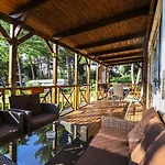 Media Mobile Homes In Brioni Sunny Feriepark 2*