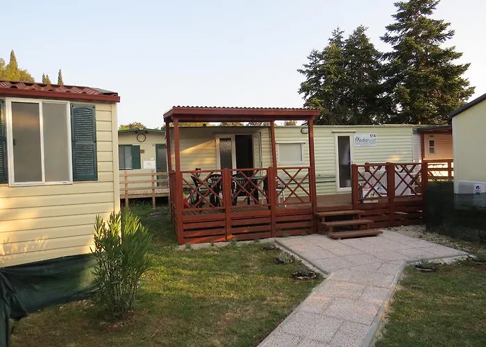 Media Mobile Homes In Brioni Sunny 2* Póla
